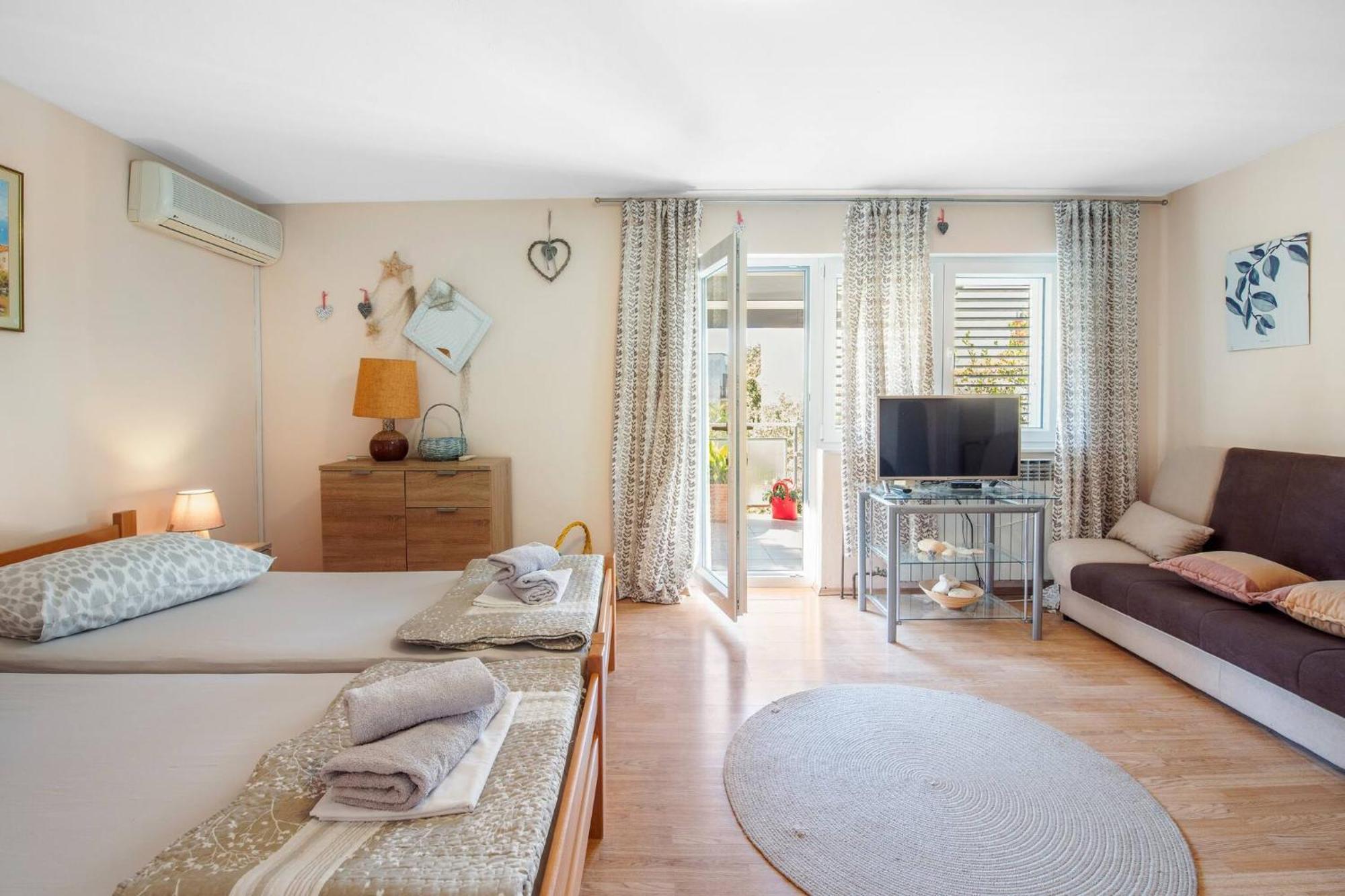 Apartments Nena 브로다리카 외부 사진